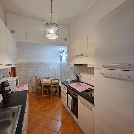 Athena's Apartament